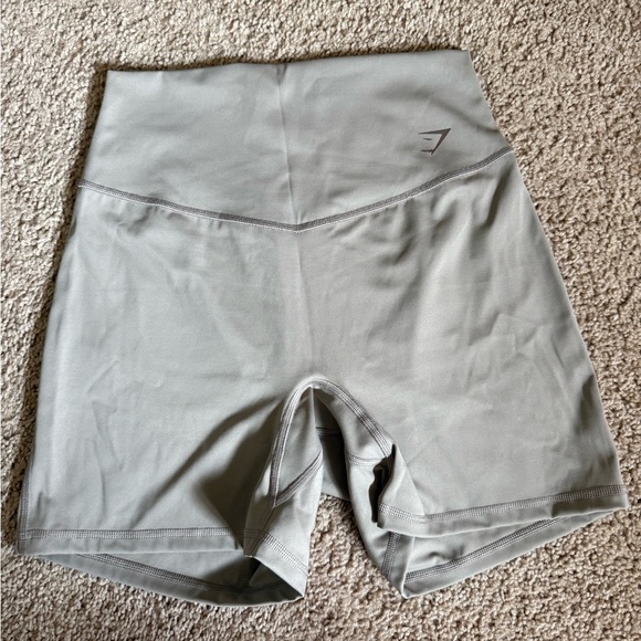Gymshark Women's Beige High-Waisted Shorts - Picture 5 of 7